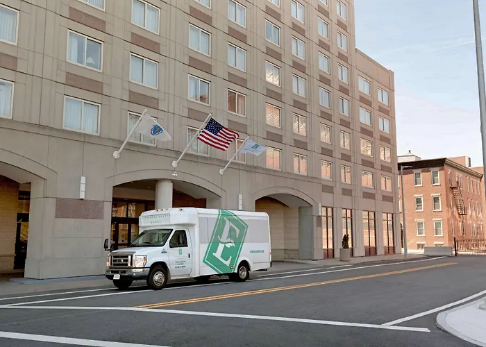 Embassy Suites Boston At Logan Airport
